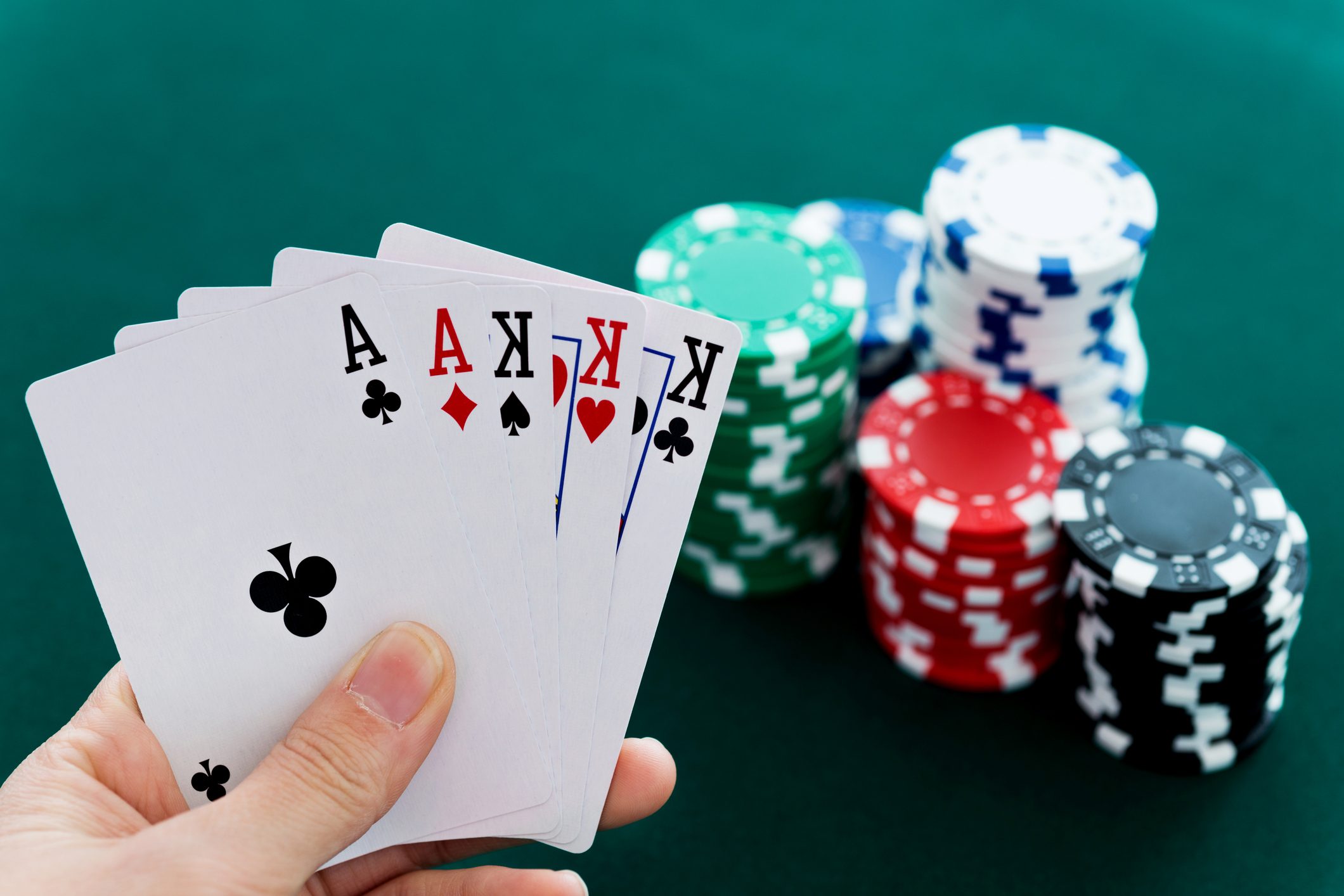 Pelajari Dan Pahami Ketentuan Judi Poker Online